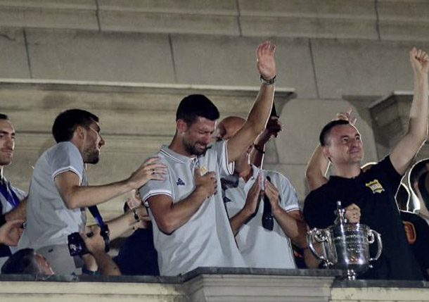 Emotional Djokovic Breaks Down in Tears While Celebrated in Belgrade