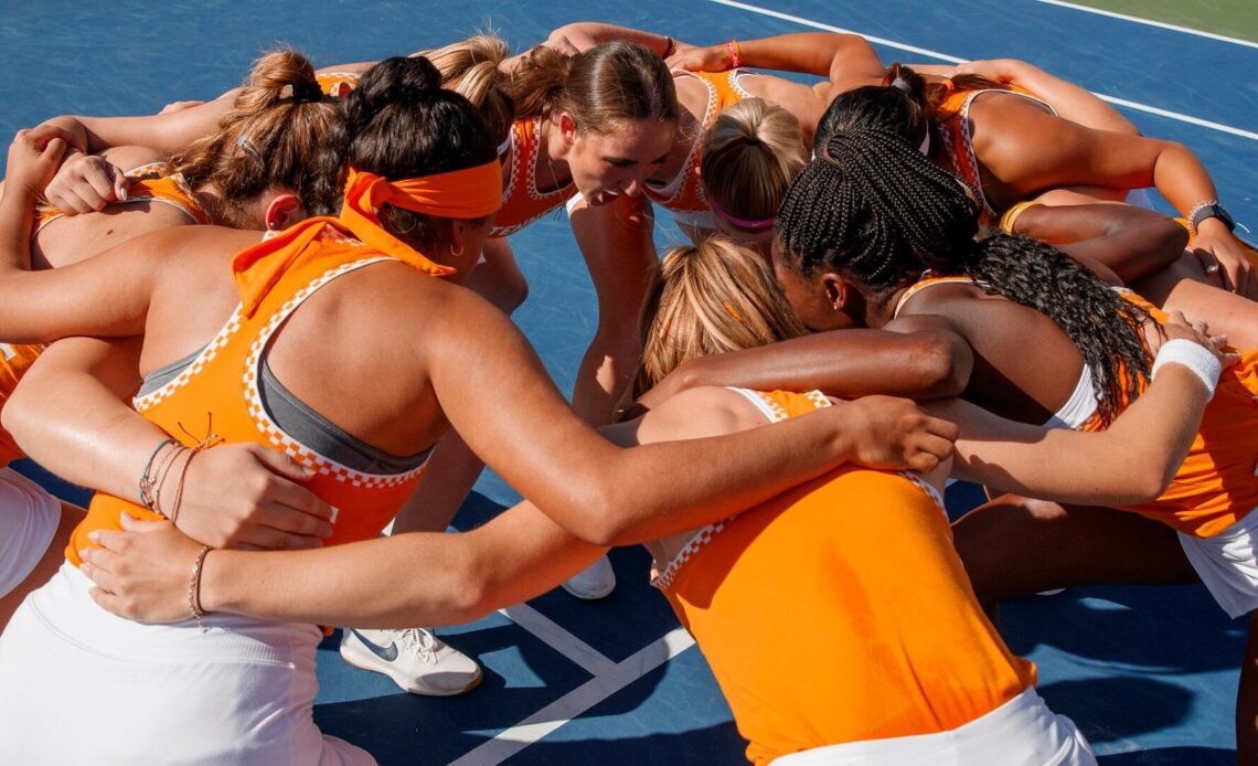 Lady Vols Complete Fall Opener at Debbie Southern Fall Classic