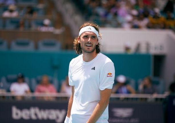 Tsitsipas Withdraws From Laver Cup