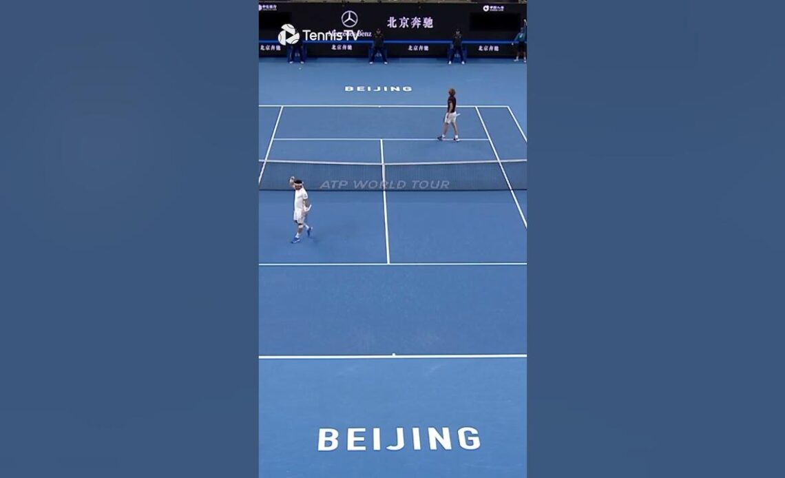 When Fognini & Zverev Put On A Show In Beijing 🎪