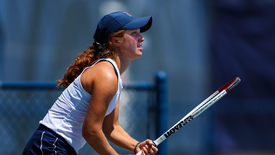 Women's Tennis to Open Fall Slate at Battle in the Bay