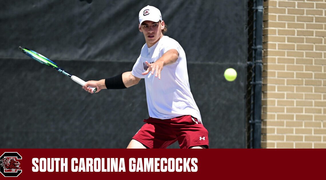 Men’s Tennis Claims Eight Wins on First Day of Regionals – University of South Carolina Athletics