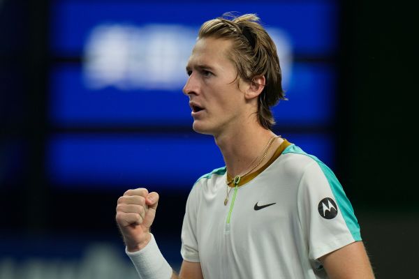 Sebastian Korda beats Ben Shelton in 3 sets at Shanghai Masters