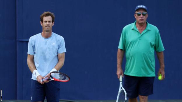 Andy Murray practises at Queen's in 2023 with Ivan Lendl watching on