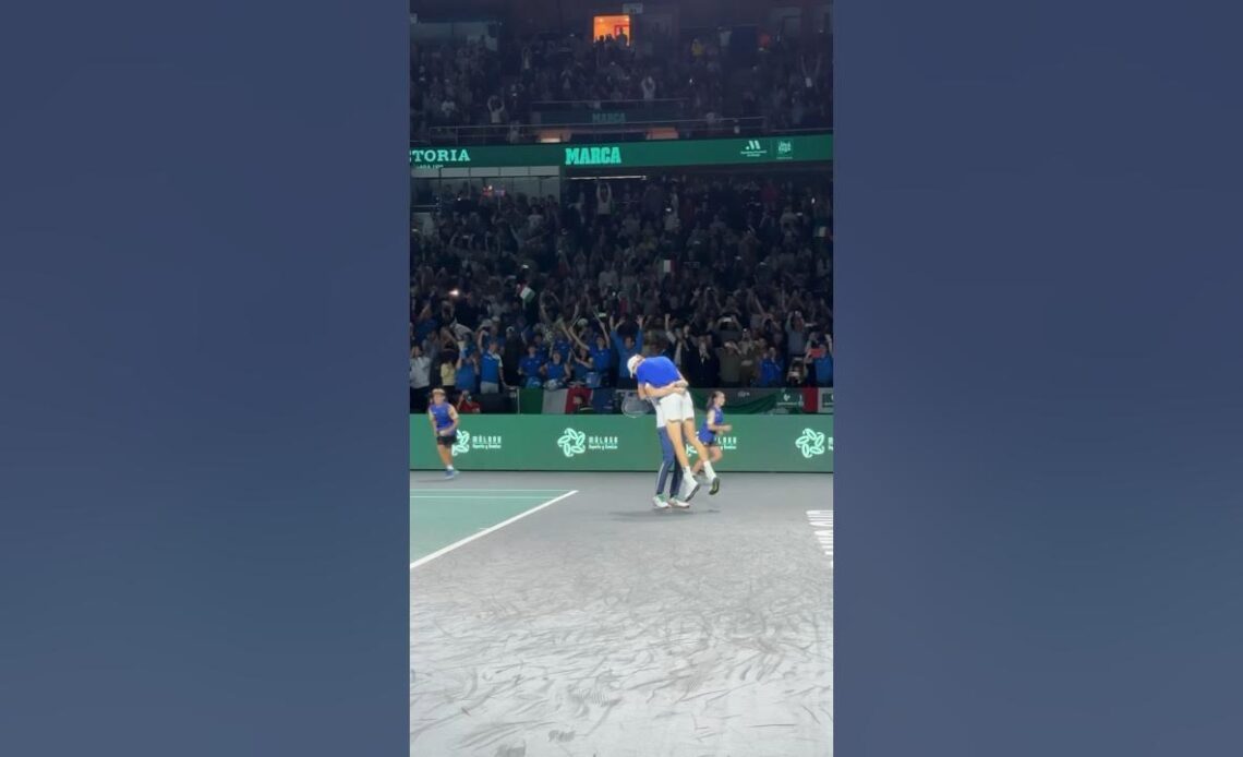 JANNIK SINNER WINS THE DAVIS CUP FOR ITALY! 🏆🇮🇹