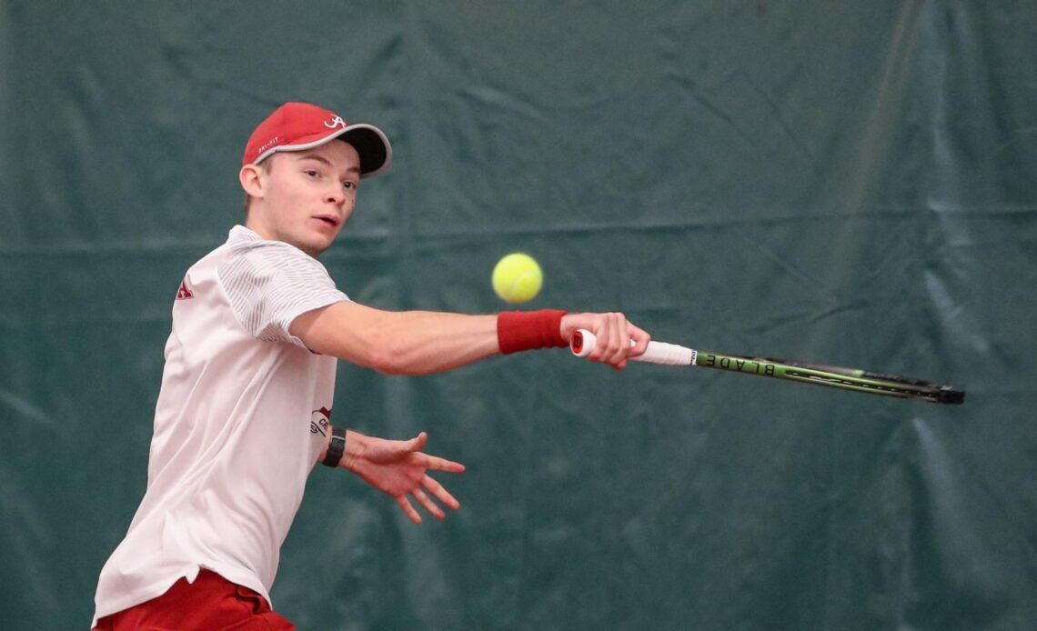 Alabama Battles No. 20 Florida State in 4-3 Loss, Sweeps Jacksonville State 7-0