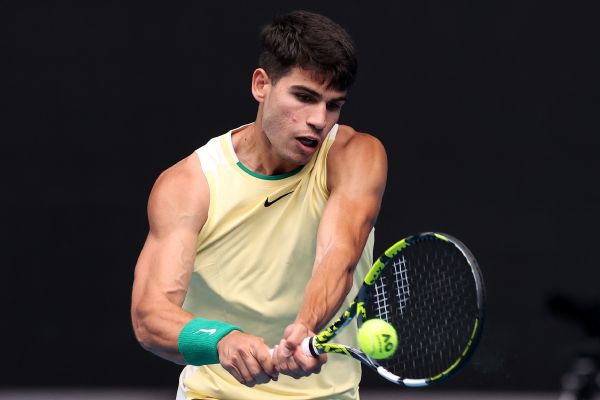 Alcaraz outlasts Sonego on day of tests at Australian Open