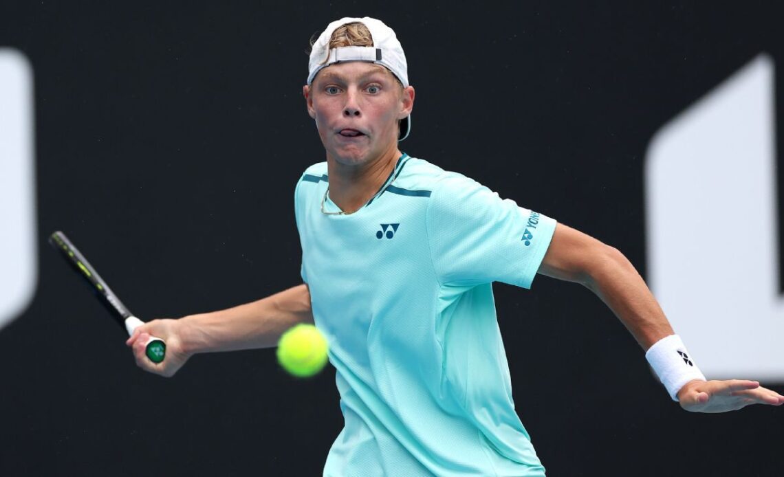 Australian Open 2024 - Lleyton Hewitt's son Cruz falls in junior first round