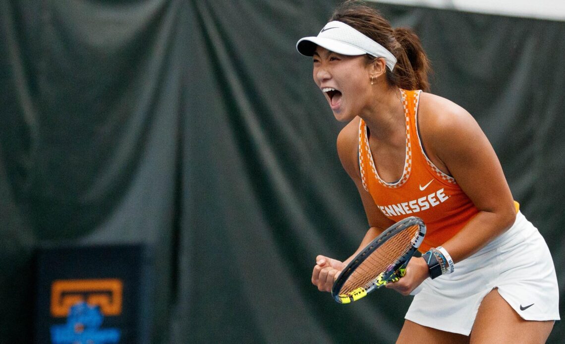 No. 18 Lady Vols Sweep Furman and Chattanooga in Doubleheader