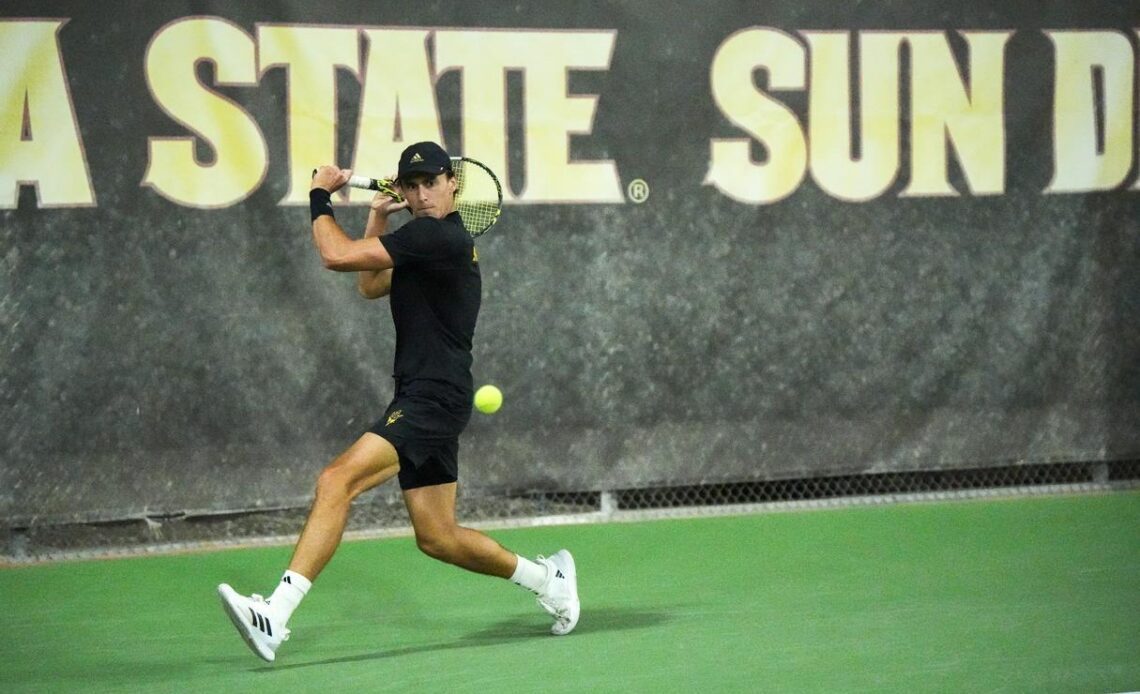 No. 18 Men's Tennis Back on the Road for Pair of Matches