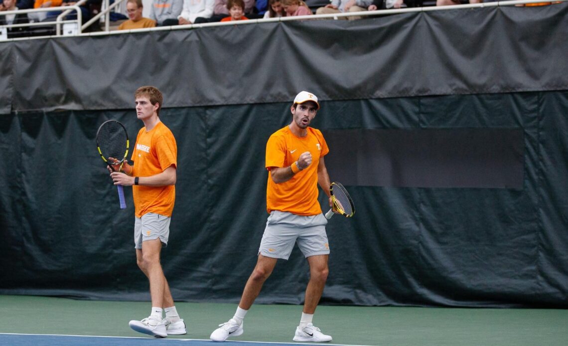 Monday and Diaz Named to ITA National Indoors All-Tournament Team