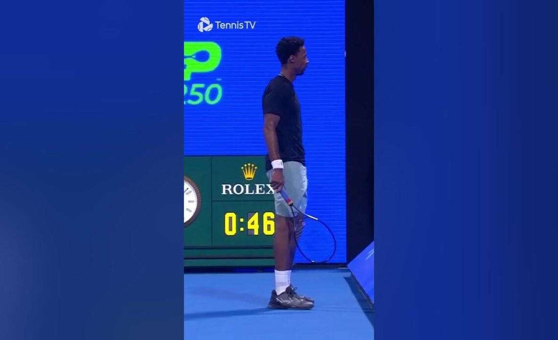 Monfils NO you didn't 😱