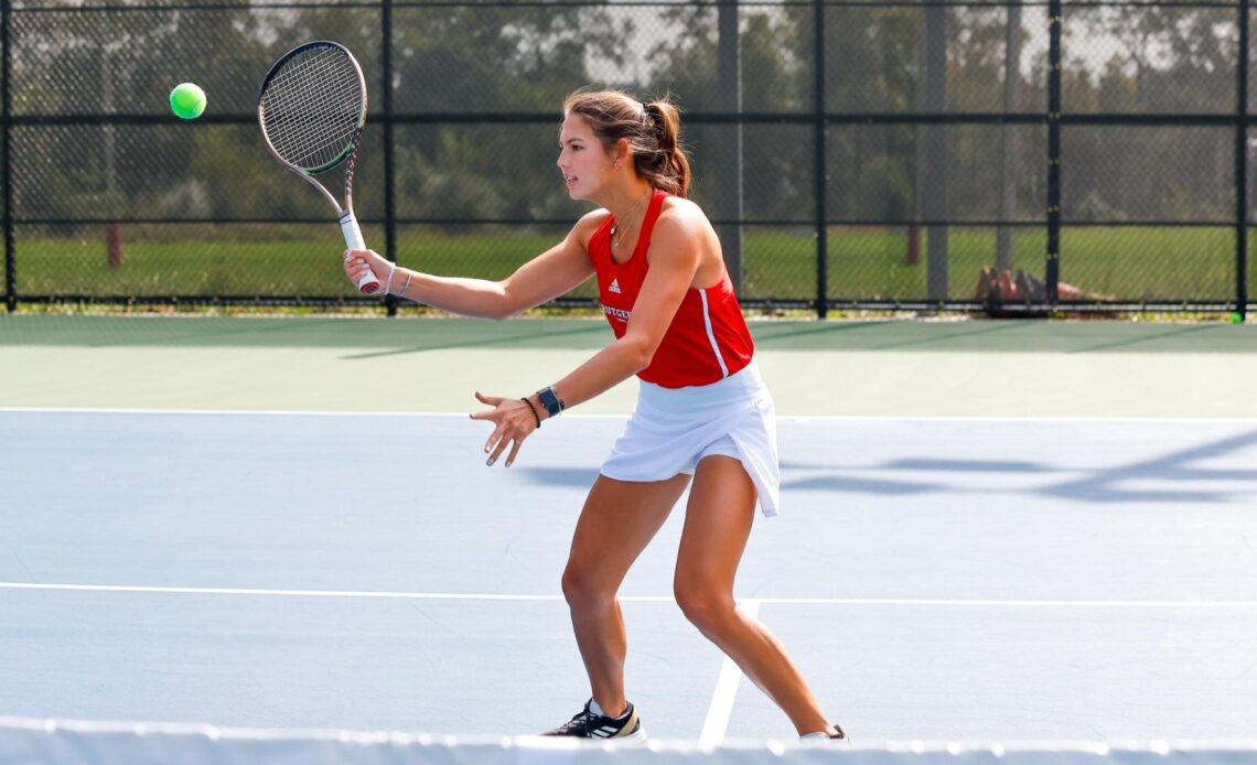 Tennis Beats UConn For Second Comeback Win of Weekend