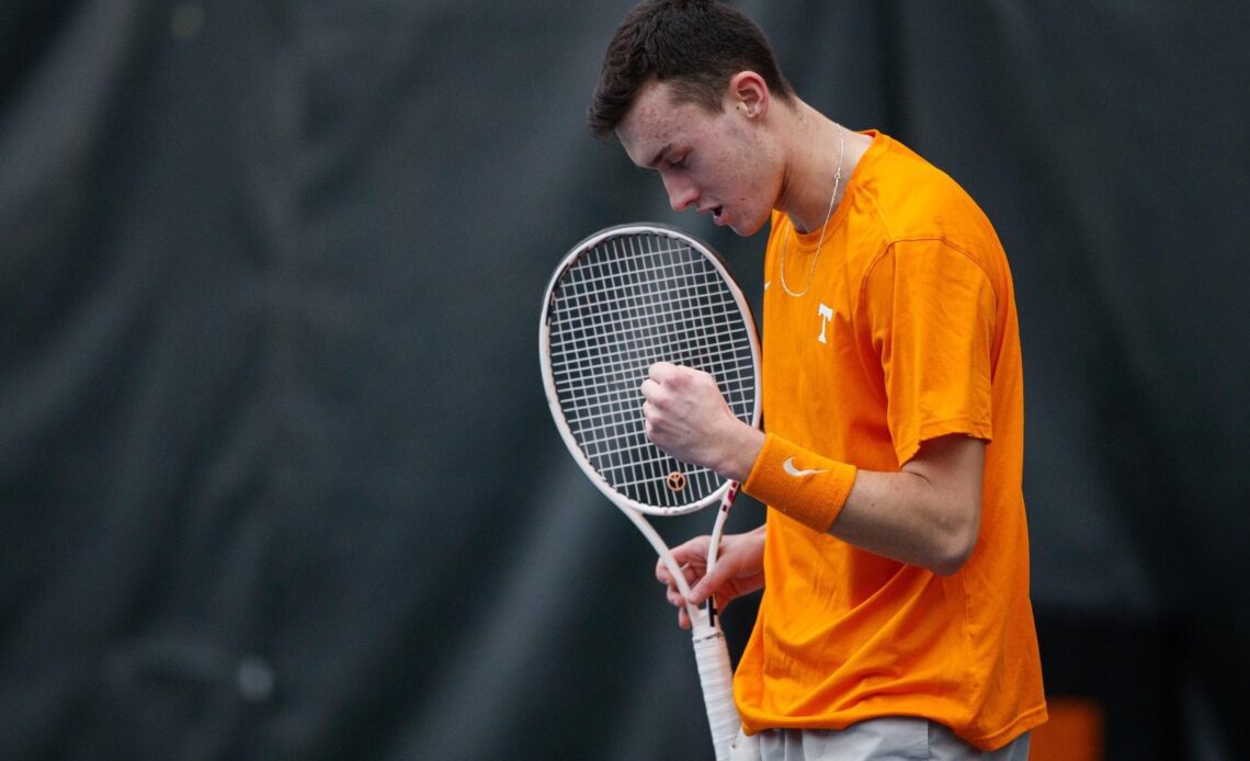 #8 Tennessee Tames LSU, 4-0