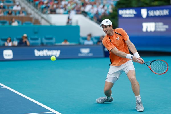 Andy Murray, Sloane Stephens advance at Miami Open