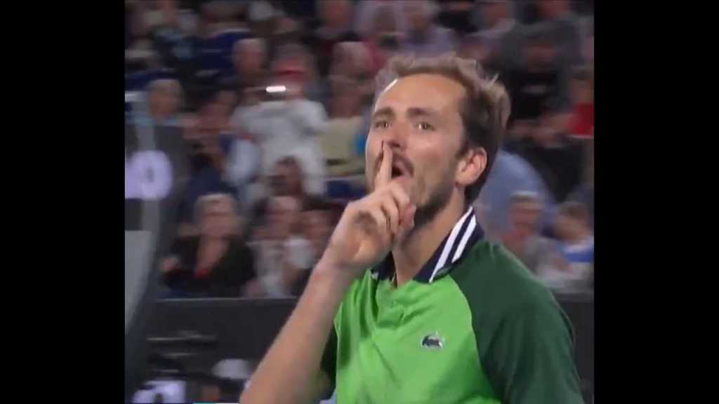 Daniil Medvedev trolls Alexander Zverev after win