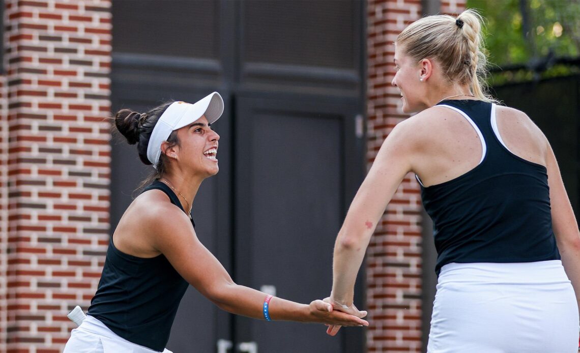 #17 Tennessee Prevails to Semifinals, Outlasting #16 Auburn in 4-3