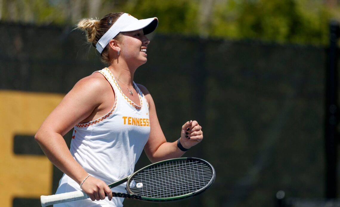 #18 Lady Vols Marvel in 6-1 Win over Mississippi State