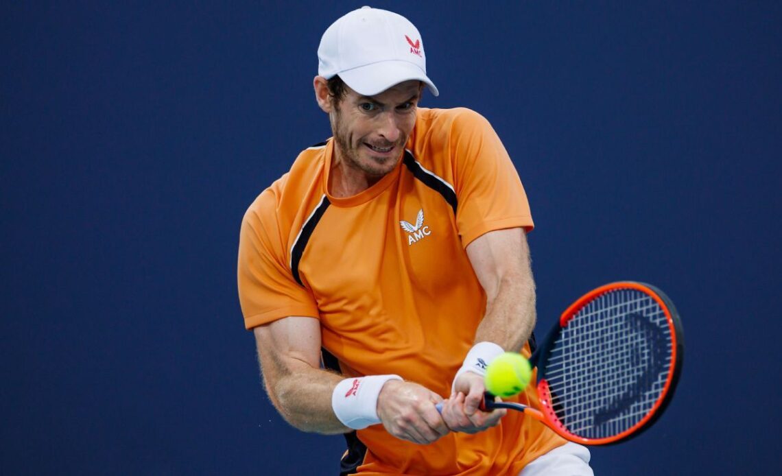 Andy Murray returns to practice after avoiding ankle surgery