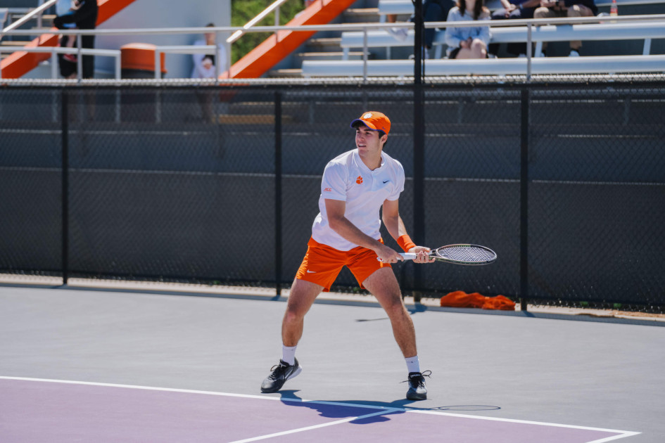Tigers Top Virginia Tech, Close Out Regular Season at Home – Clemson Tigers Official Athletics Site