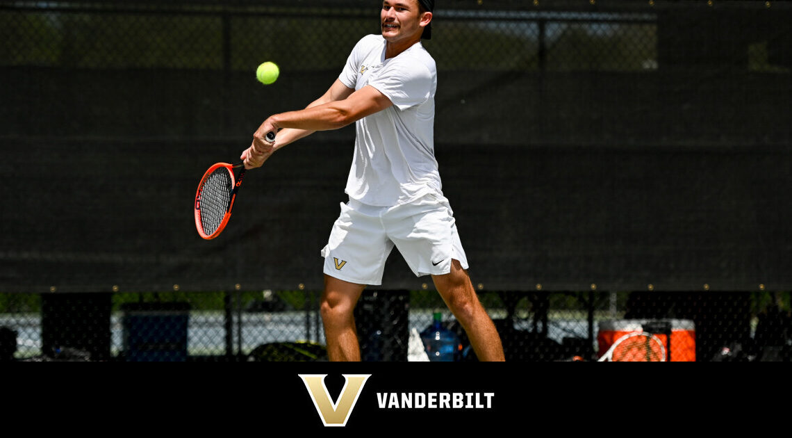 Vanderbilt Men's Tennis | Dores Battle to the End