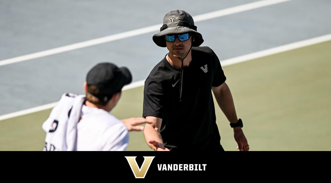 Vanderbilt Men's Tennis | Dores Fall to Florida