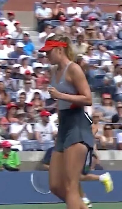 BRUTAL from Sharapova 🫣