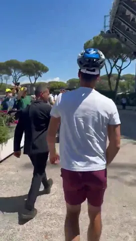Novak Djokovic Wears Helmet The Day After Bottle Fell On His Head! 🤣
