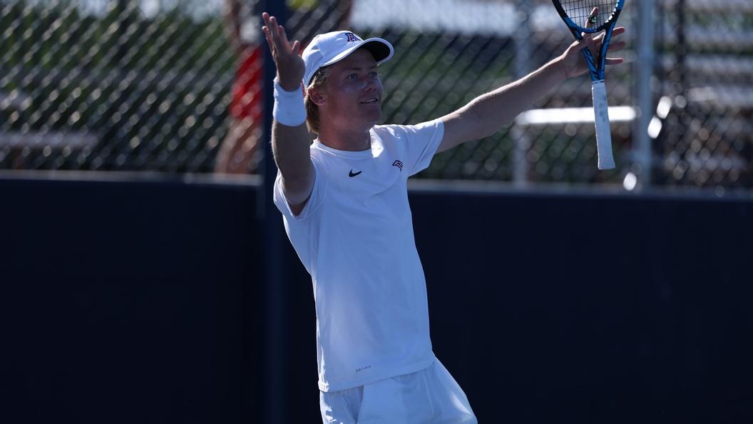 Wildcats Sweep Boise State in Opening-Round NCAA Victory