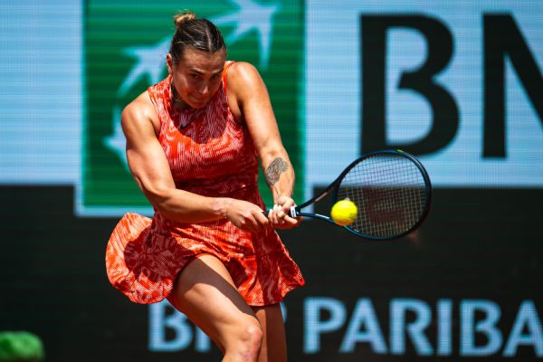 Aryna Sabalenka powers into French Open quarterfinals