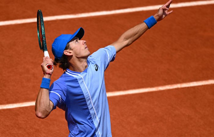 De Minaur serves up biggest Grand Slam win to reach Roland Garros quarterfinals | 4 June, 2024 | All News | News and Features | News and Events