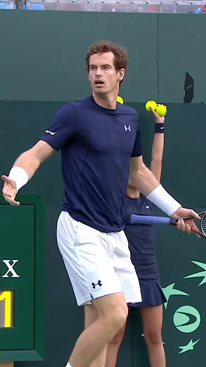 Unbelievable Andy Murray athleticism at Queen’s club 😮‍💨 #shorts #andymurray